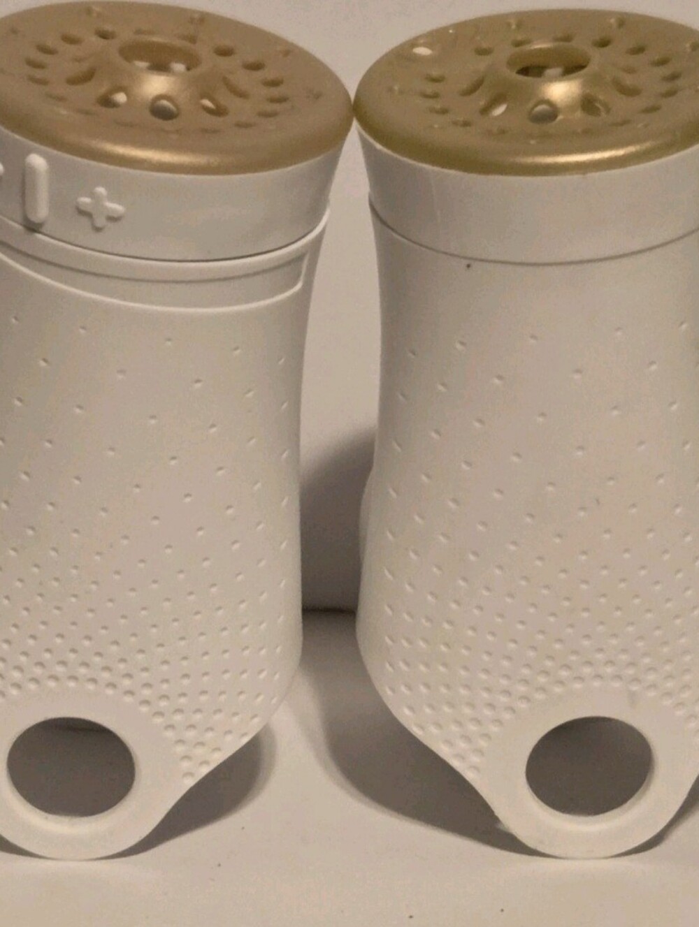 2 Glade Plug Ins Scented Oil Warmer Holder With Scent Control, White, Plugs Only